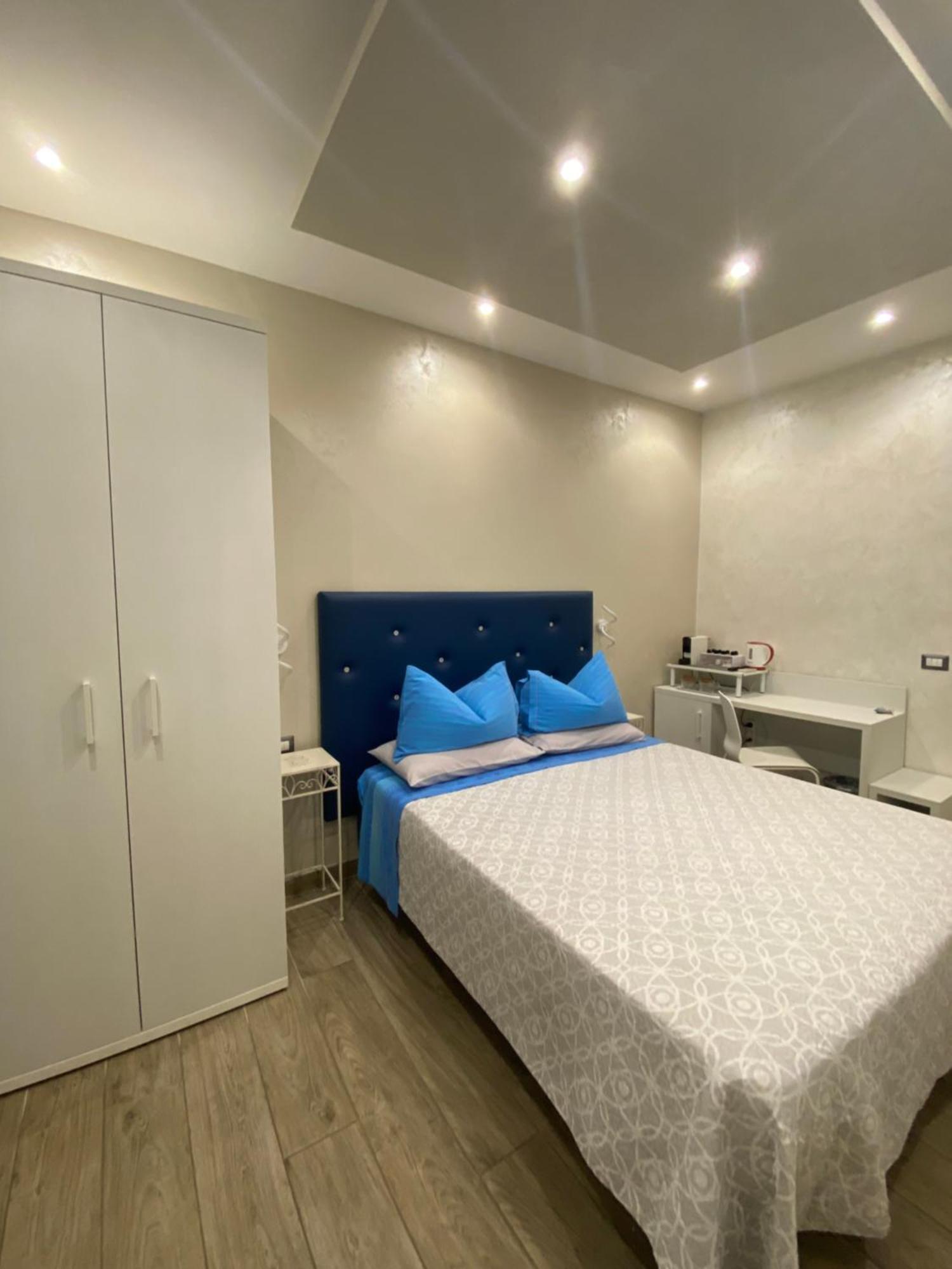 Domus Cinecitta Bed and breakfast *
